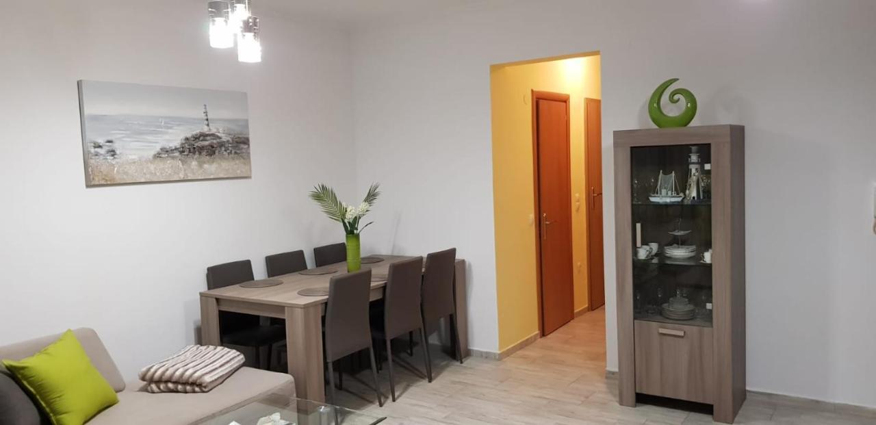 Peraía Apartment Perea Lala מראה חיצוני תמונה